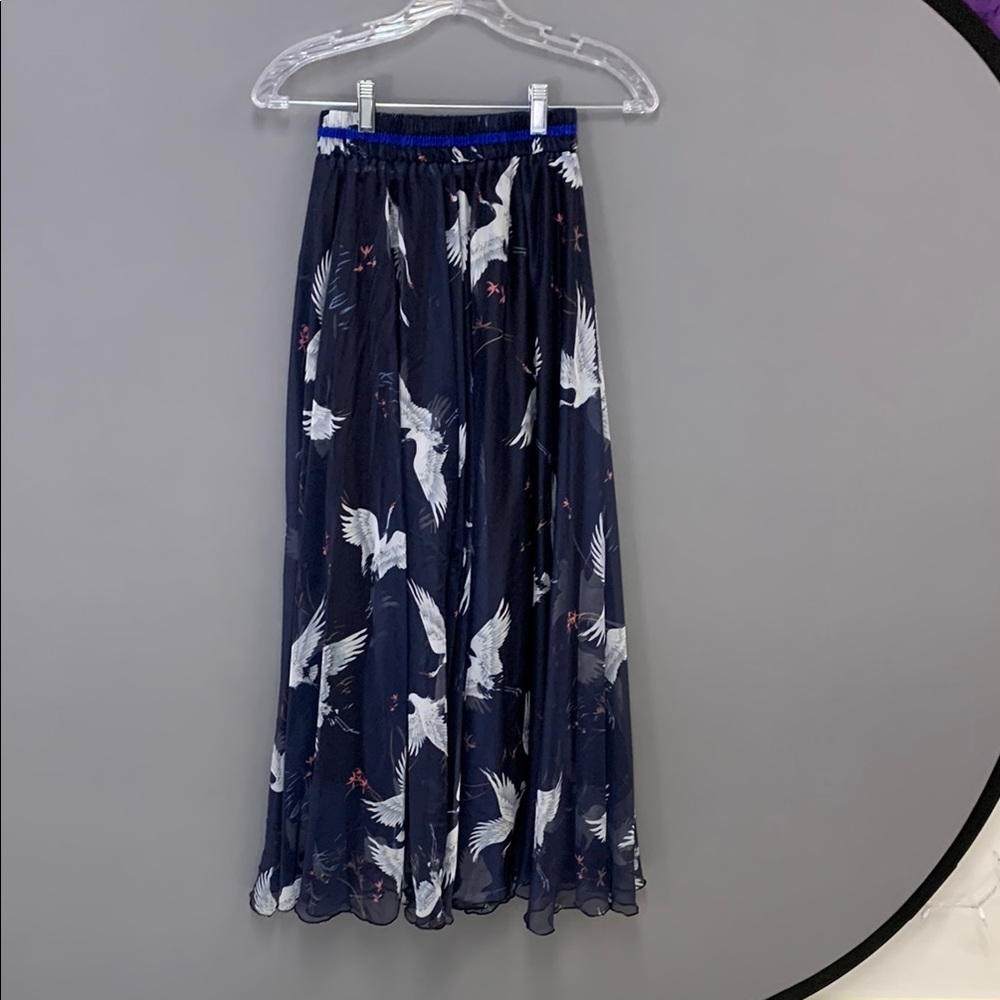 Elegant Navy Blue Bird Print Skirt